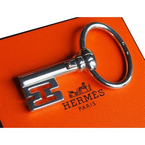 Porte clé hermes dans porte